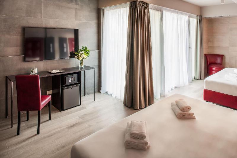 Family Room with Balcony image 4