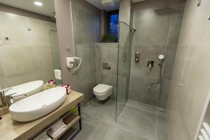 Superior Double or Twin Room with Castle View image 4