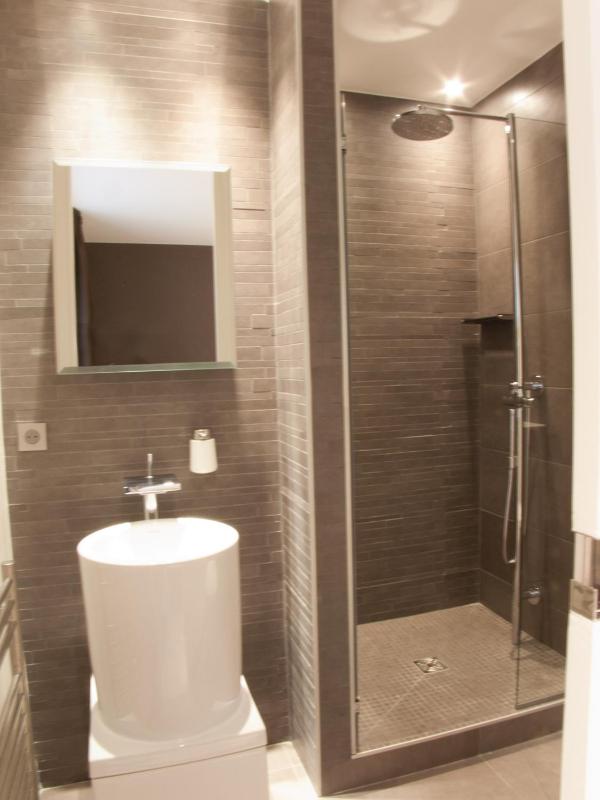 Standard Double Room image 2