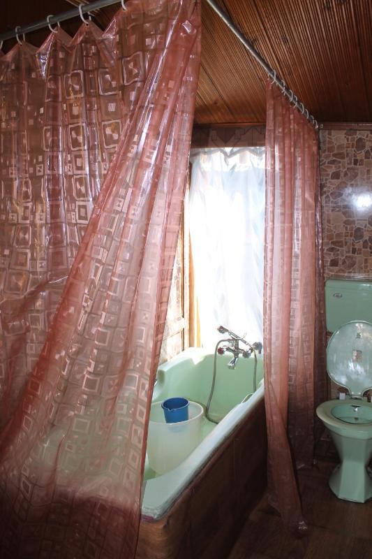 Iram Houseboats - image 15