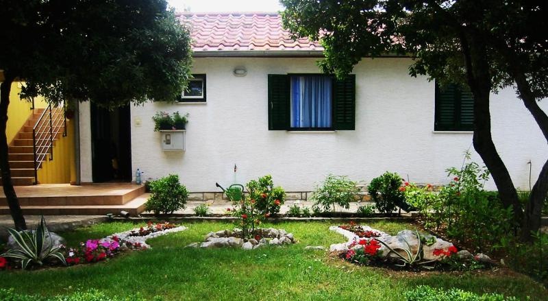 Two-Bedroom Apartment with Terrace image 3