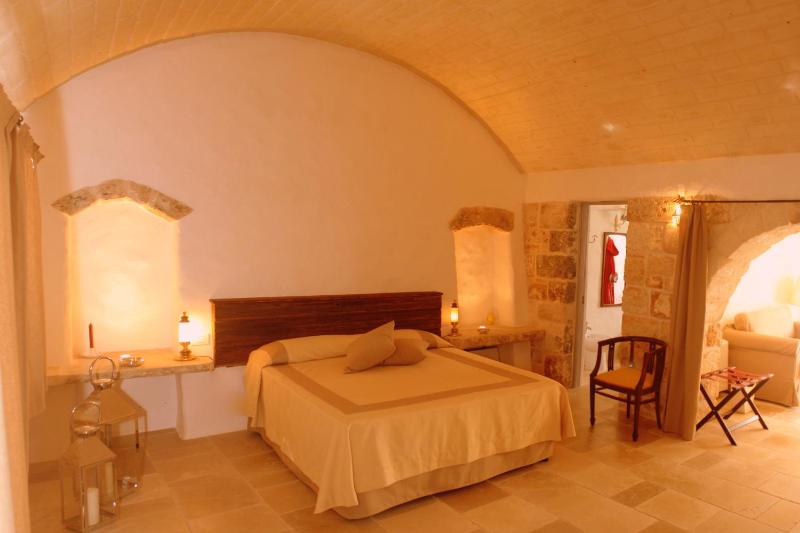 Suite with Garden View image 2