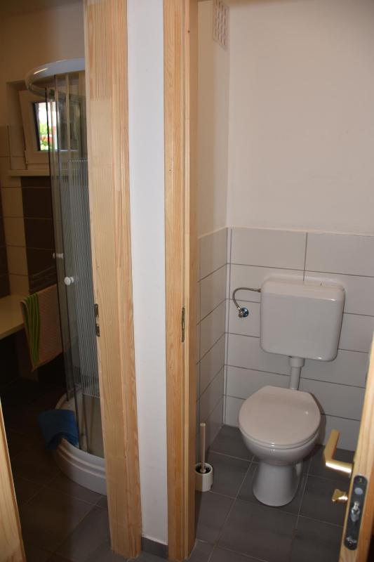 Lenart House 1 - image 9