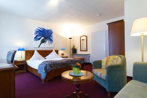 Double Room image 1