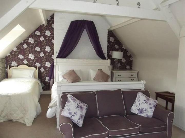 Deluxe Double Room image 3