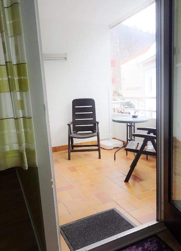 One-Bedroom Apartment image 2
