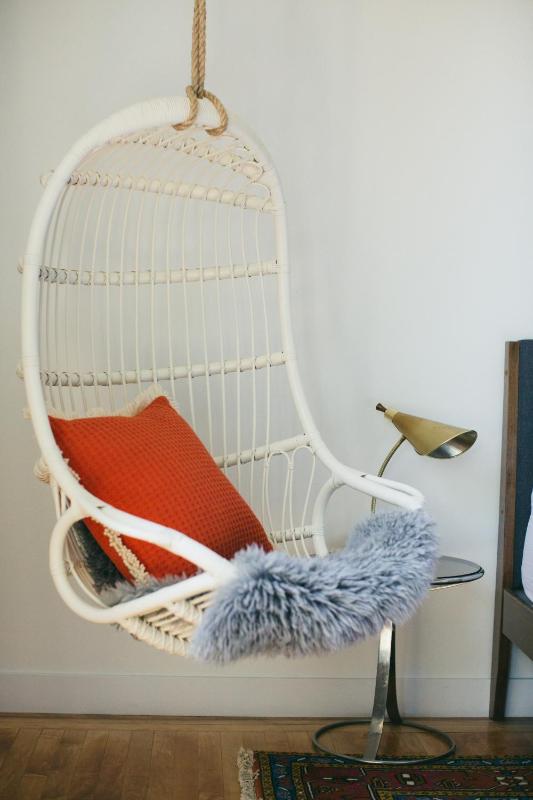 Meno Room  image 4