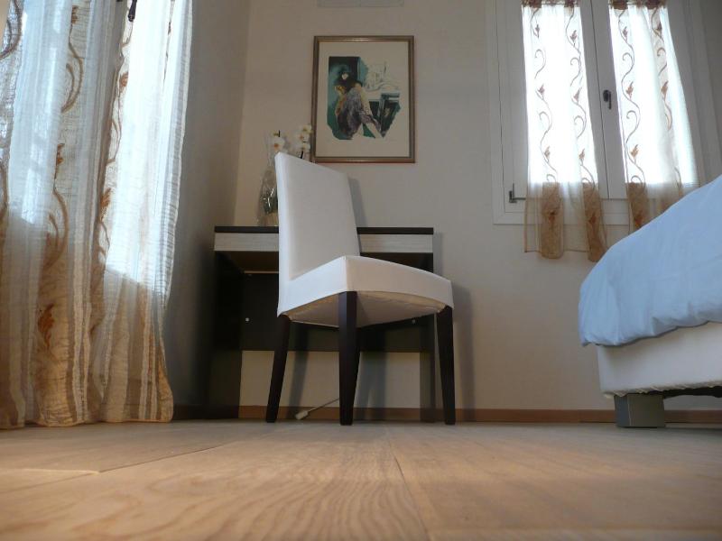 Double Room image 2