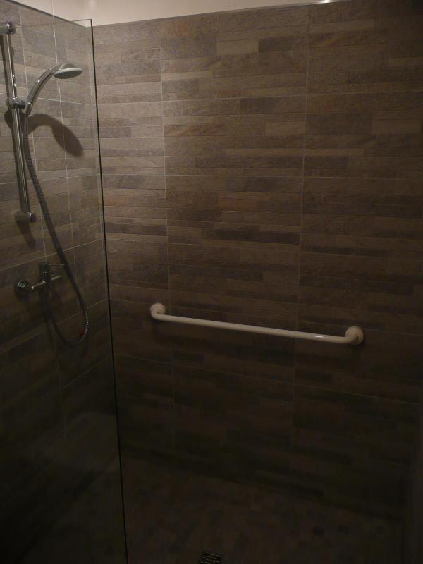 Twin Room image 2