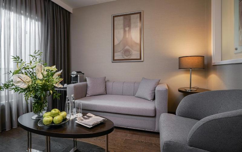 Suite with Terrace image 4