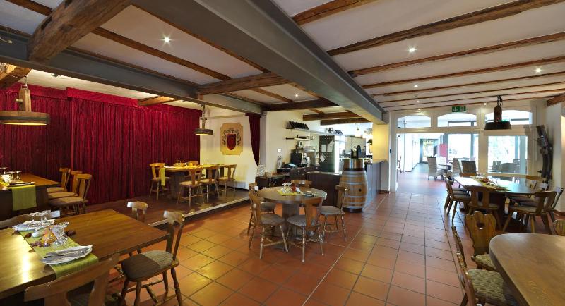 Standard Double Room image 2