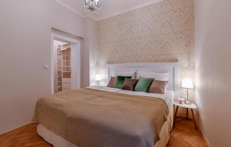 Apartment image 4