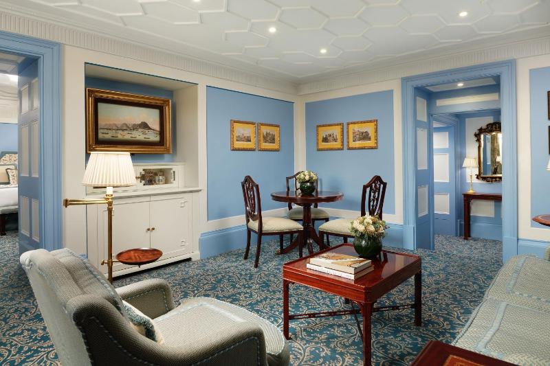 One-Bedroom Grosvenor Suite image 4