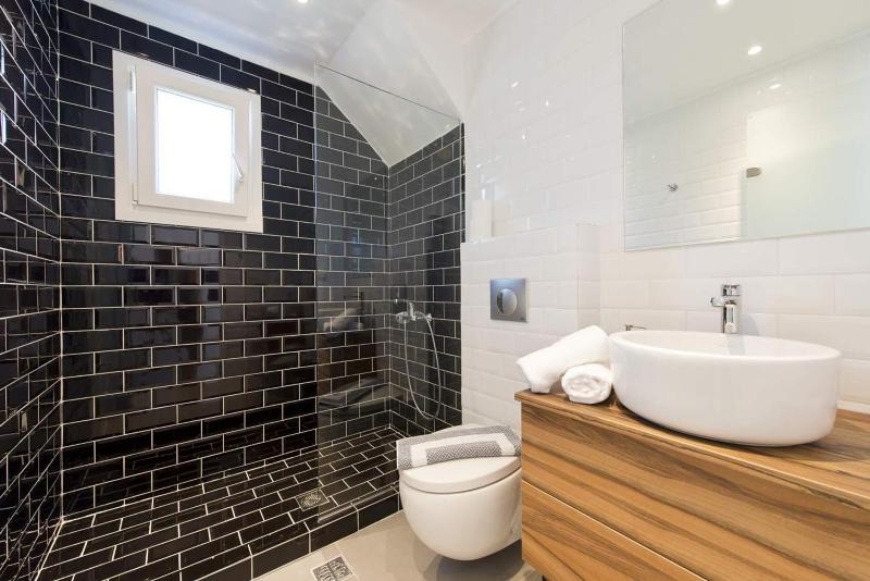 Suite with Private Pool image 3