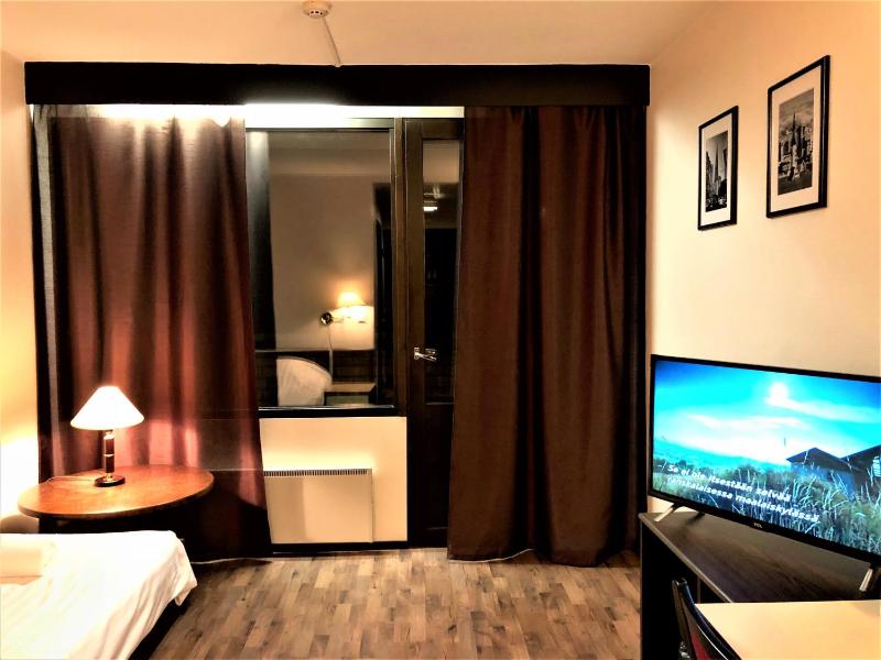 Single Room with Balcony or Patio image 3