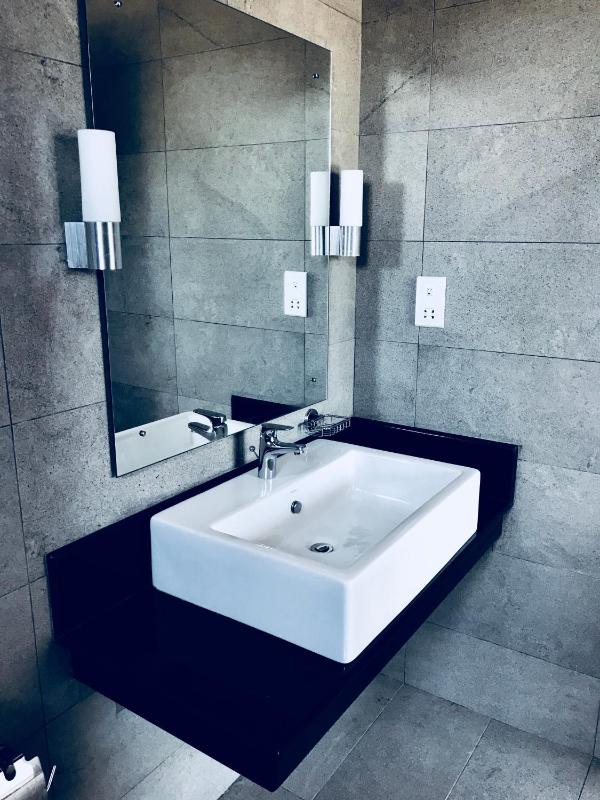 Nilaveli Ocean Condos - image 17