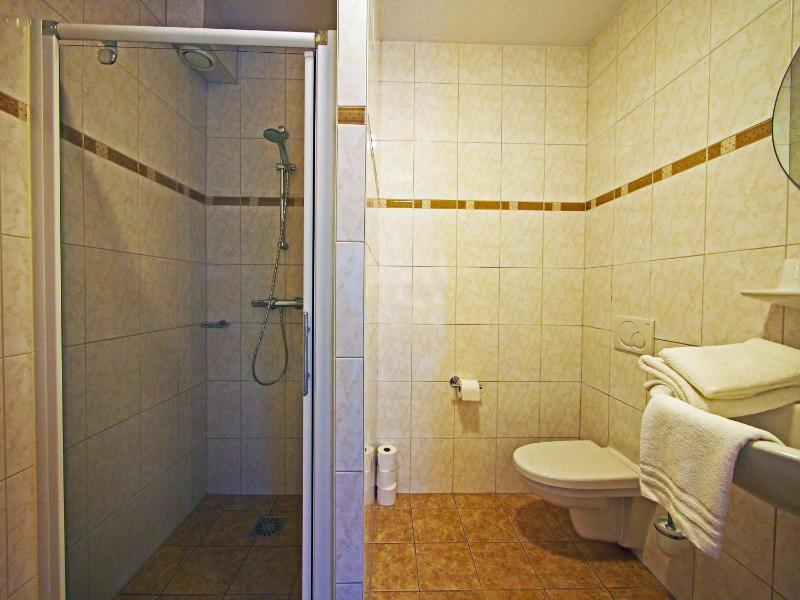 Deluxe Double Room image 2