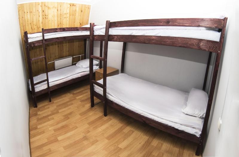 Bed in 4-Bed Mixed Dormitory Room image 3