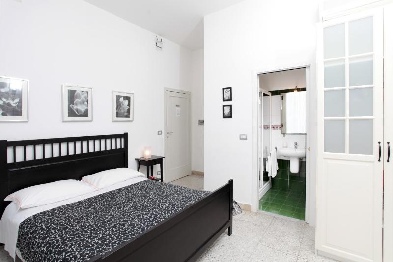 Triple Room image 1