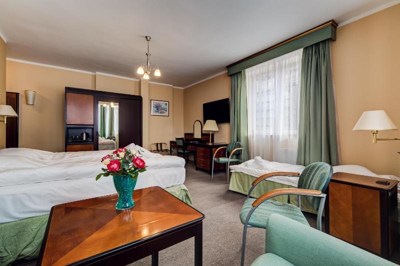 Superior Apartment image 3