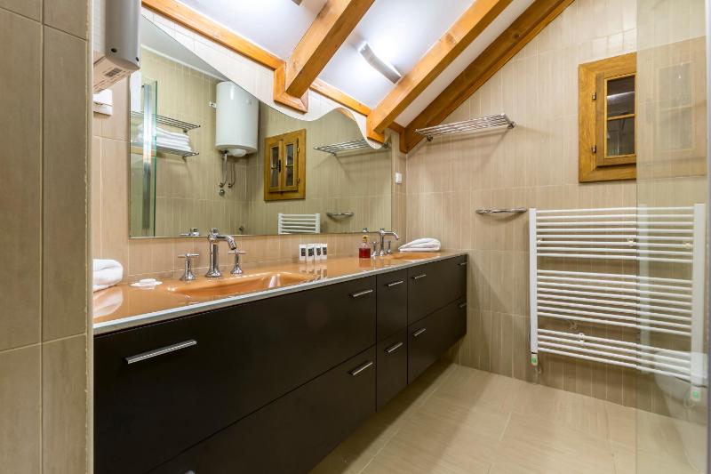 Lodge Pinus image 3