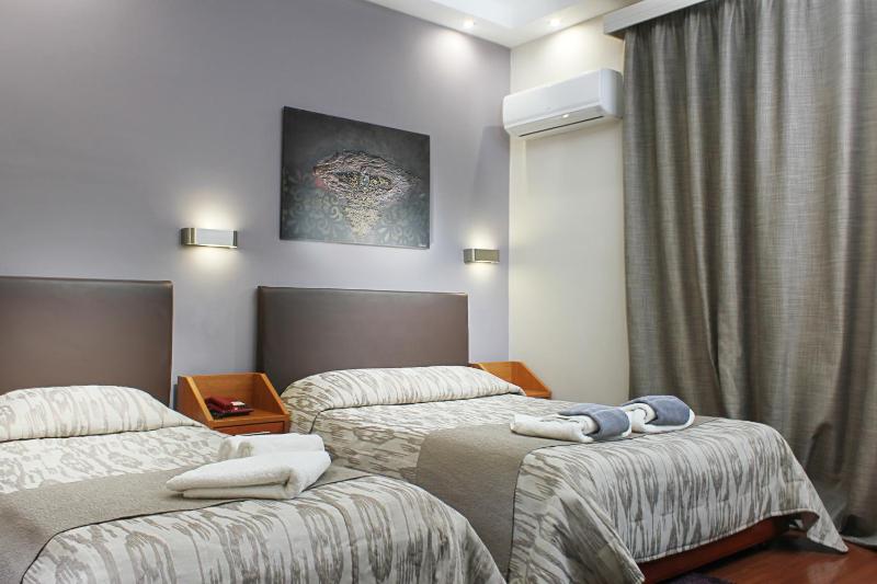 Single Room with Terrace image 2