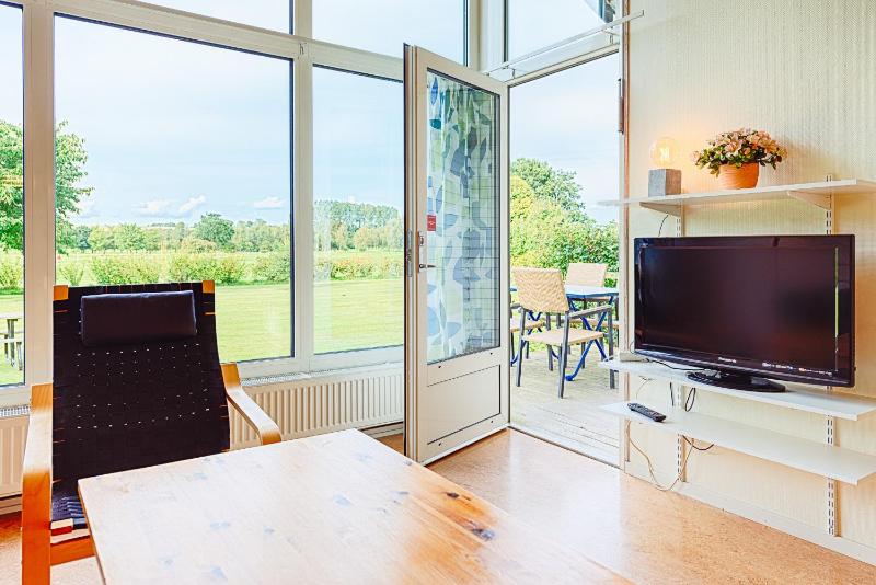 Two-Bedroom House (4 Adults) image 4