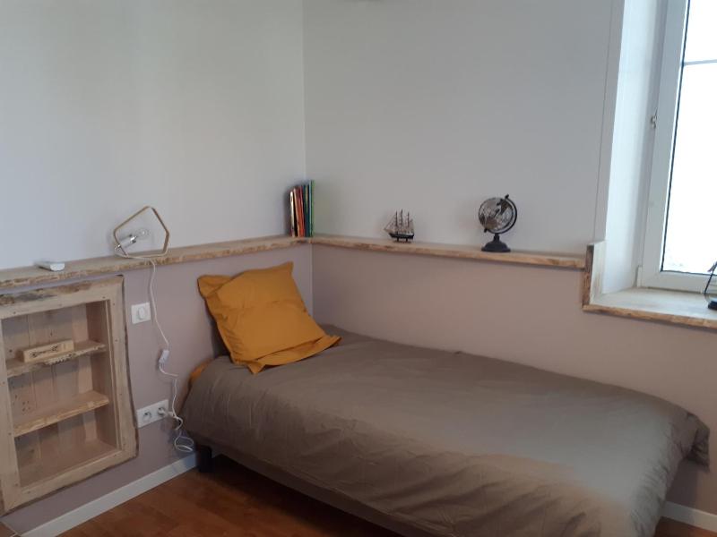 Family Room image 3