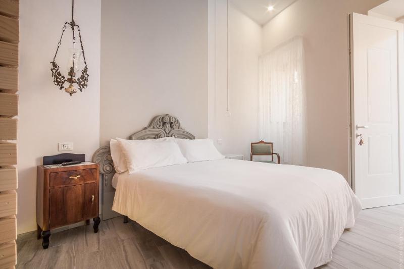 Room 55 - image 2