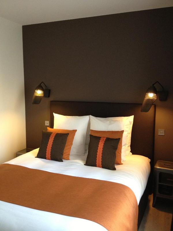 Standard Double Room image 4