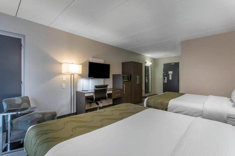 Queen Room with Two Queen Beds - Accessible/Non-Smoking  image 3