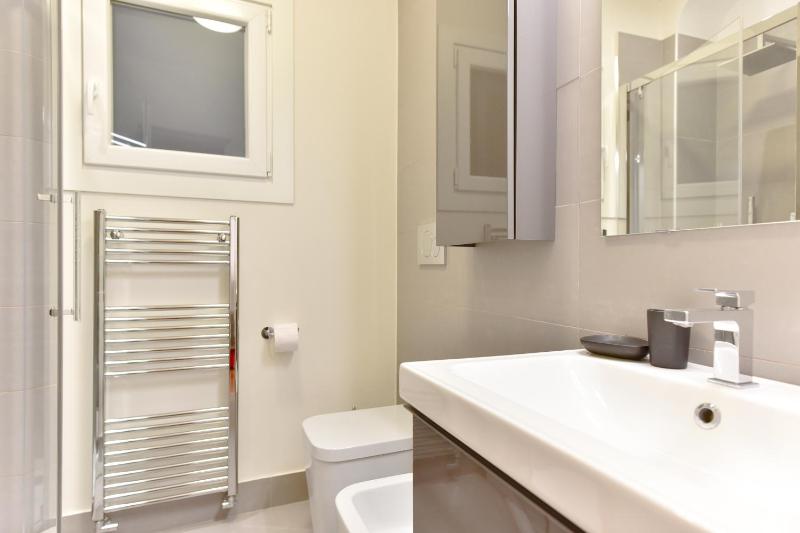 iFlat Via Veneto Design Studio - image 9