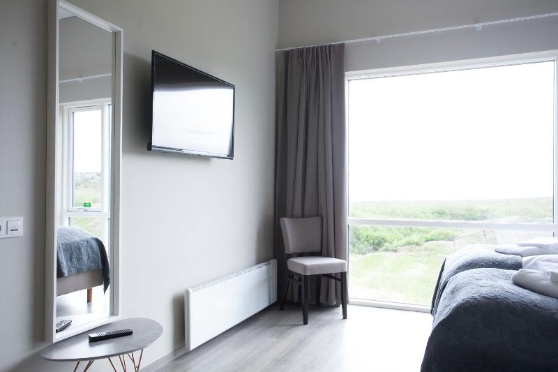 Twin Room with Sea View image 2