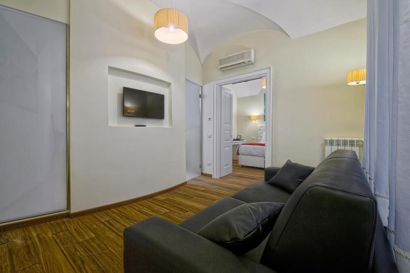 Junior Suite - Separate Building image 3