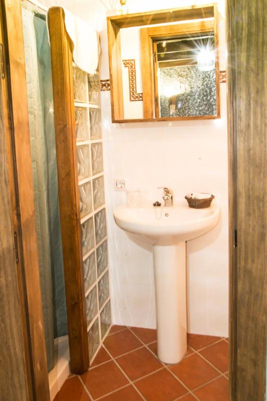 Double Room with Private Bathroom image 3