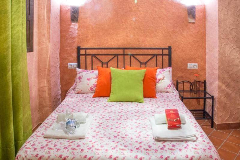 Double Room with Private Bathroom image 4