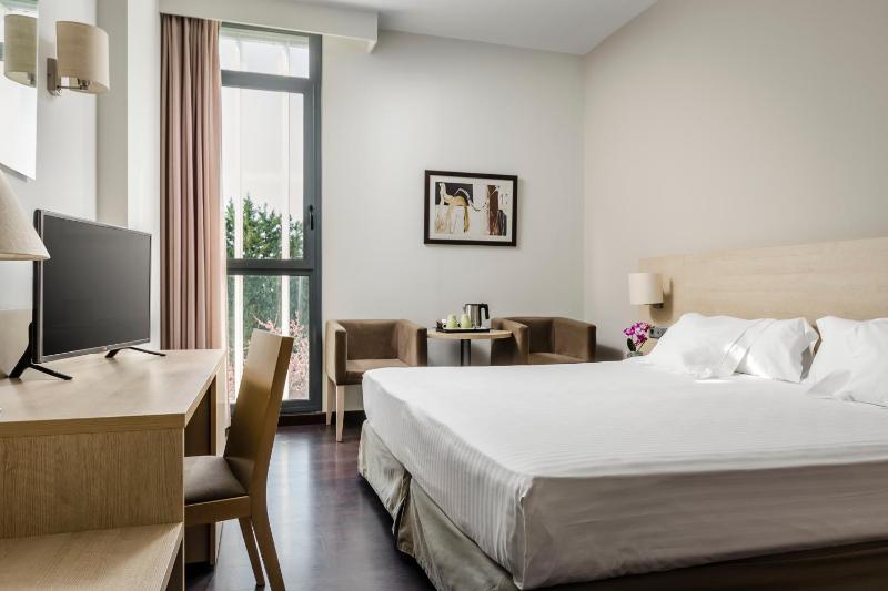 Double or Twin Room image 1