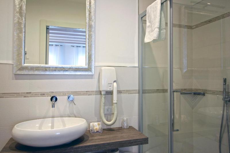 Double or Twin Room - Ground Floor image 3