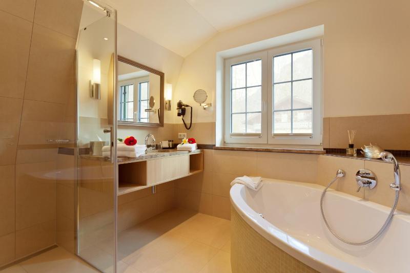 Comfort Suite image 2