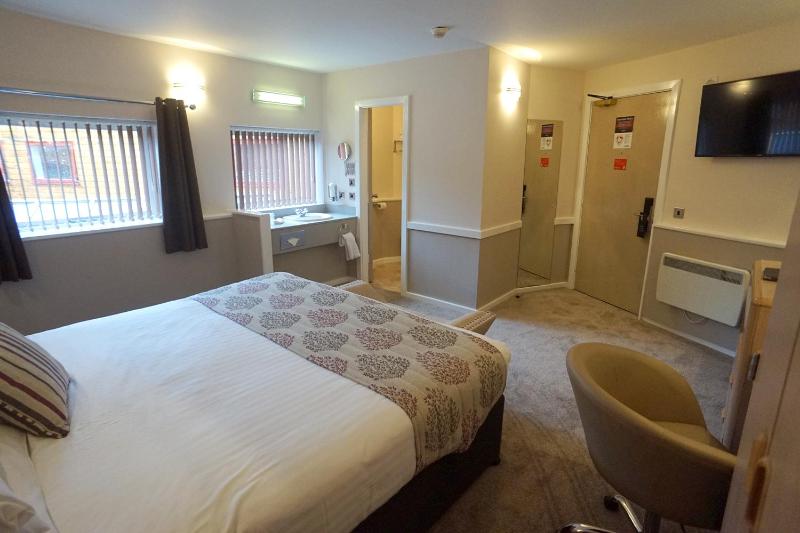 Standard Deluxe Room image 4