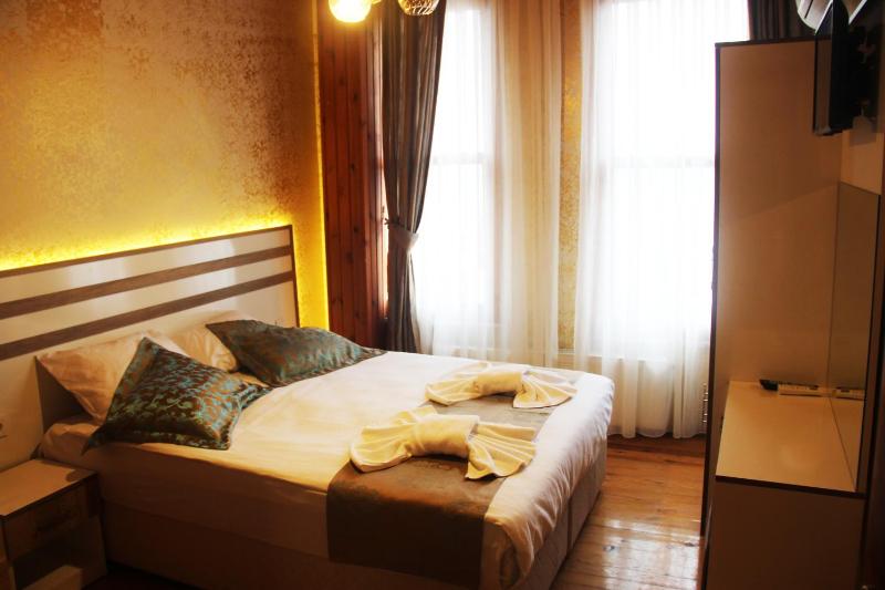 Theodian Hotel - image 4