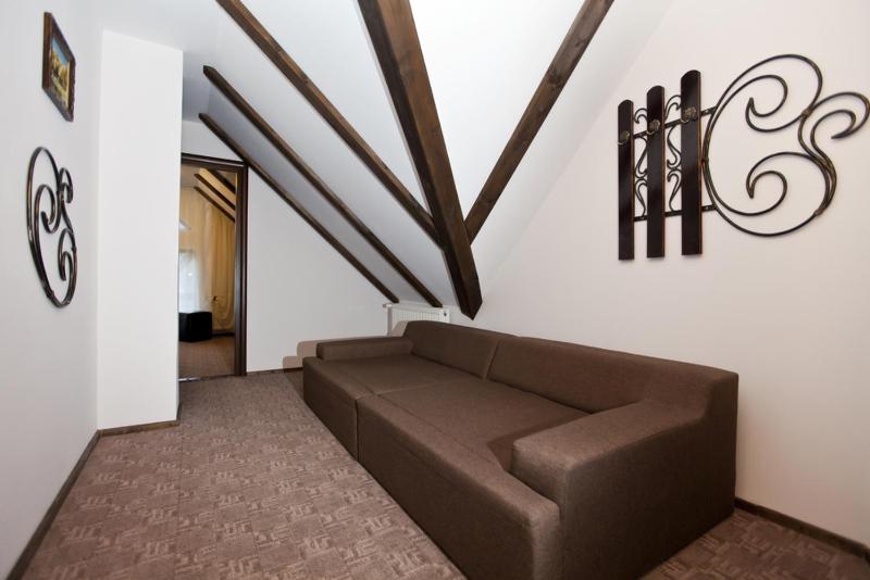 Two-Bedroom Suite image 4