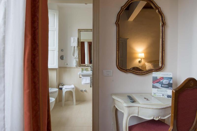 Classic Room image 1