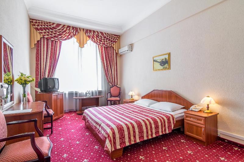 Economy Double Room image 1