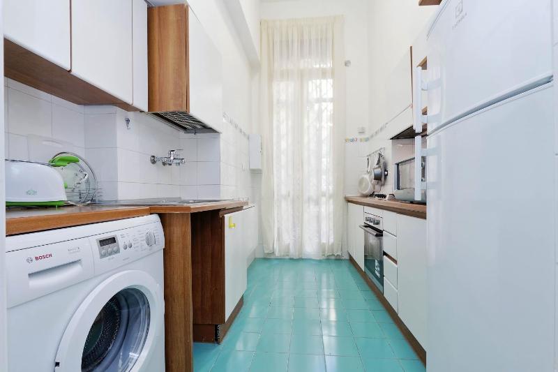 Apartment image 4