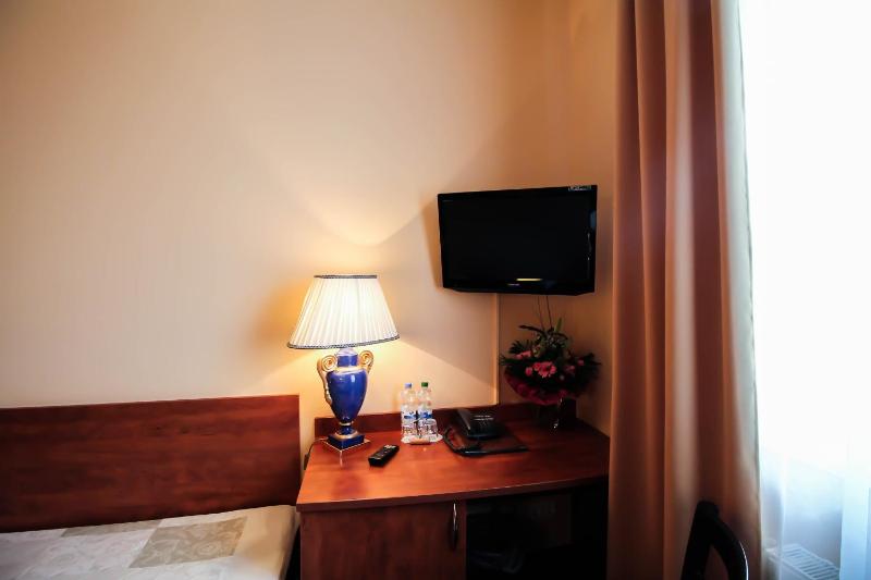 Hotel Atrium Charlottenburg - image 3