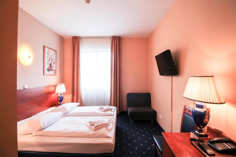 Hotel Atrium Charlottenburg - image 12