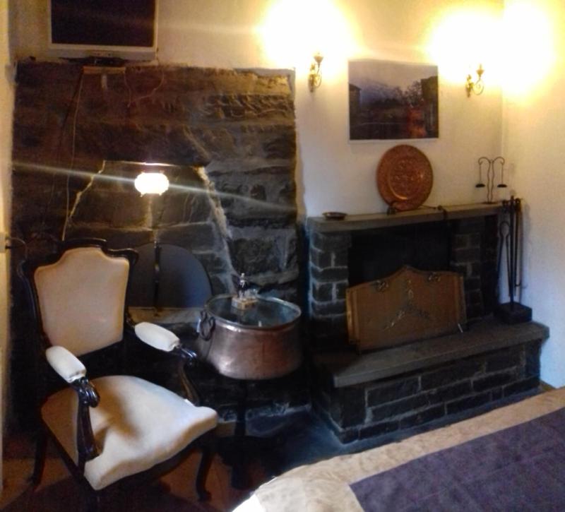 Standard Double Room image 2