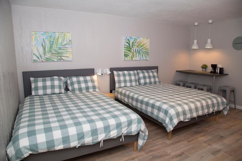Harbour Beach Resort Studios! - image 39