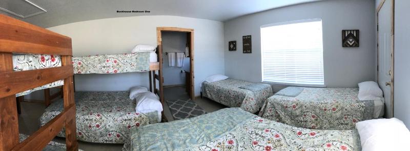 Two-Bedroom House image 4